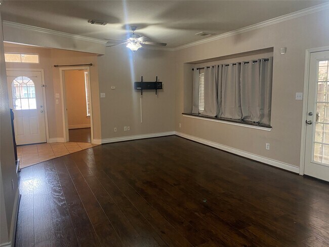 Building Photo - 14434 Summer Garden Dr