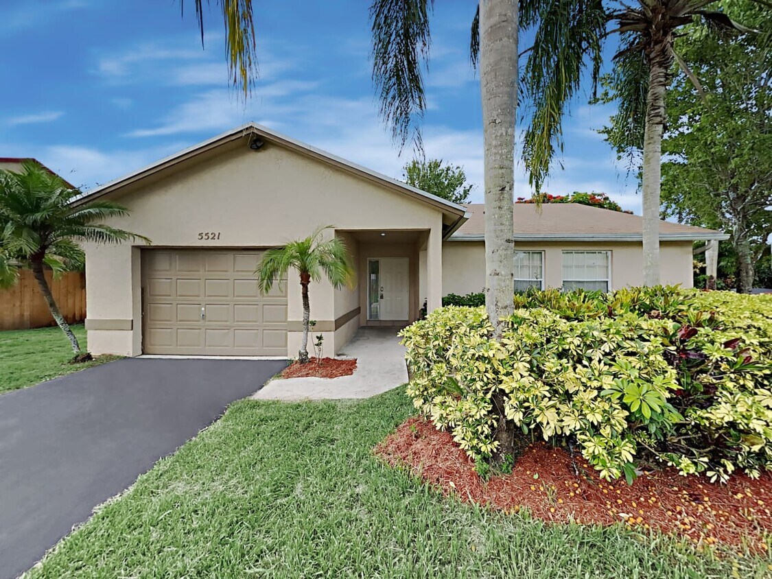 Primary Photo - 5521 SW 58th Ct