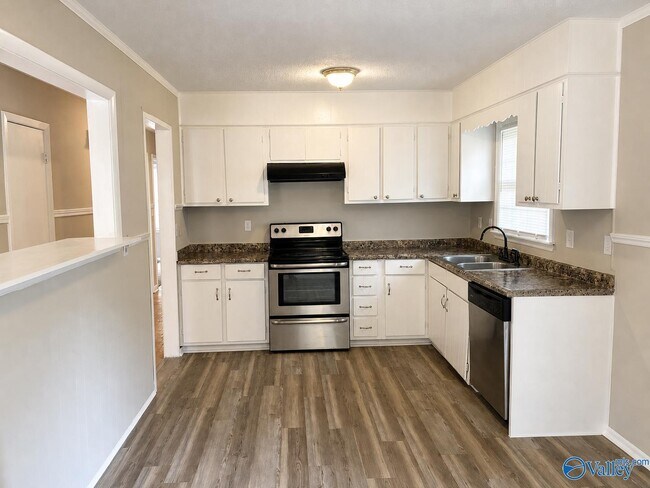 Foto del edificio - 4459 Millvale Dr SW