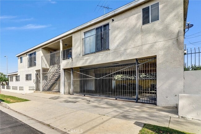 Photo - 20526 S Western Ave Townhome