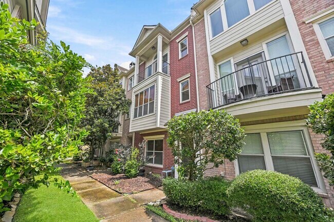 Foto del edificio - 2913 Crawford St
