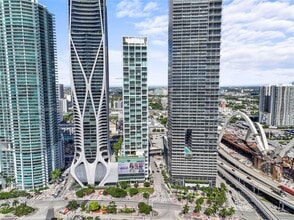 Building Photo - 1040 Biscayne Blvd