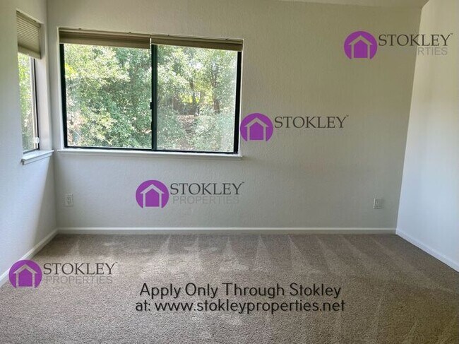 Building Photo - Stokley Properties Presents 2038 Lost Lake...