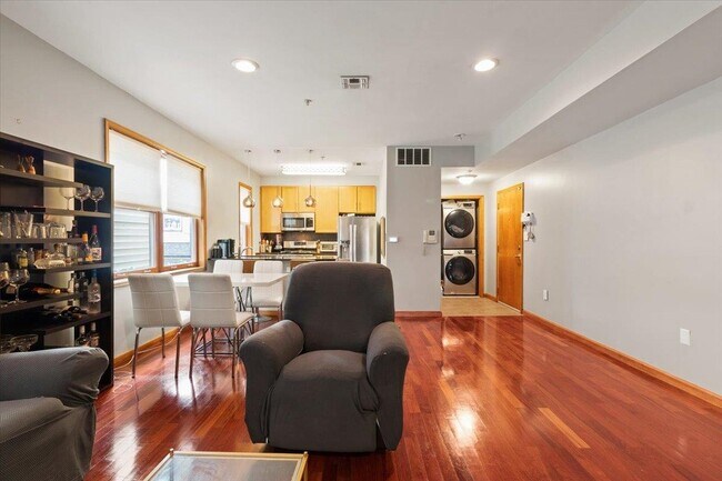 Foto del edificio - 515 30th St