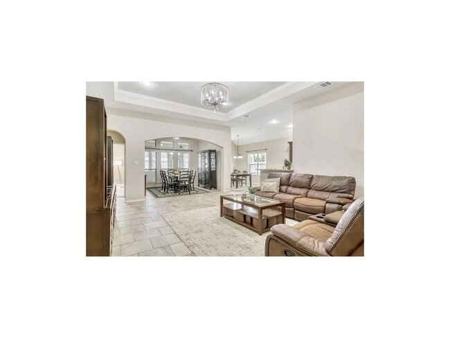 Building Photo - 2531 Kinnersley Ln