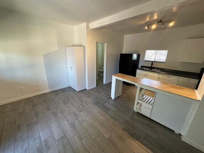 Foto del edificio - Garden Lofts on President