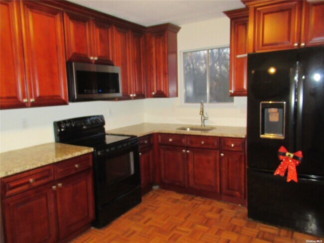 Foto del edificio - 34 Arbutus Ct