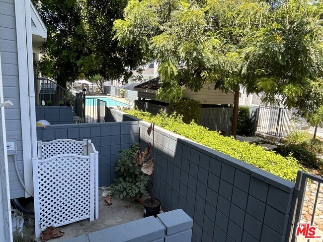 Building Photo - 7430 Corbin Ave