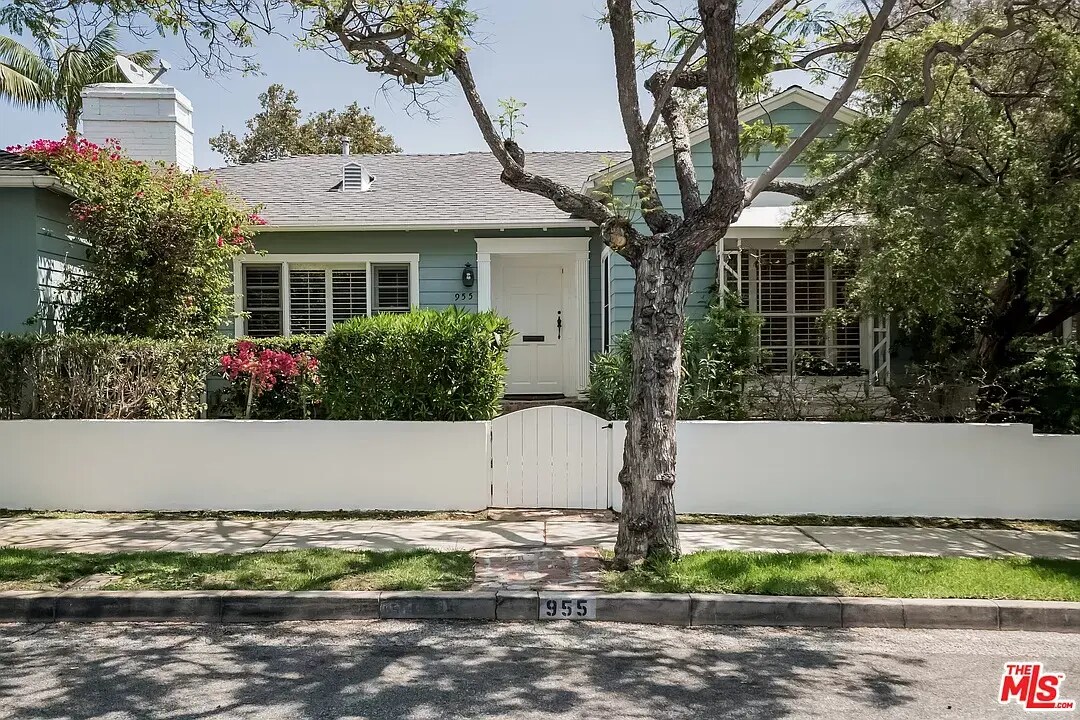 Foto principal - 955 Harvard St