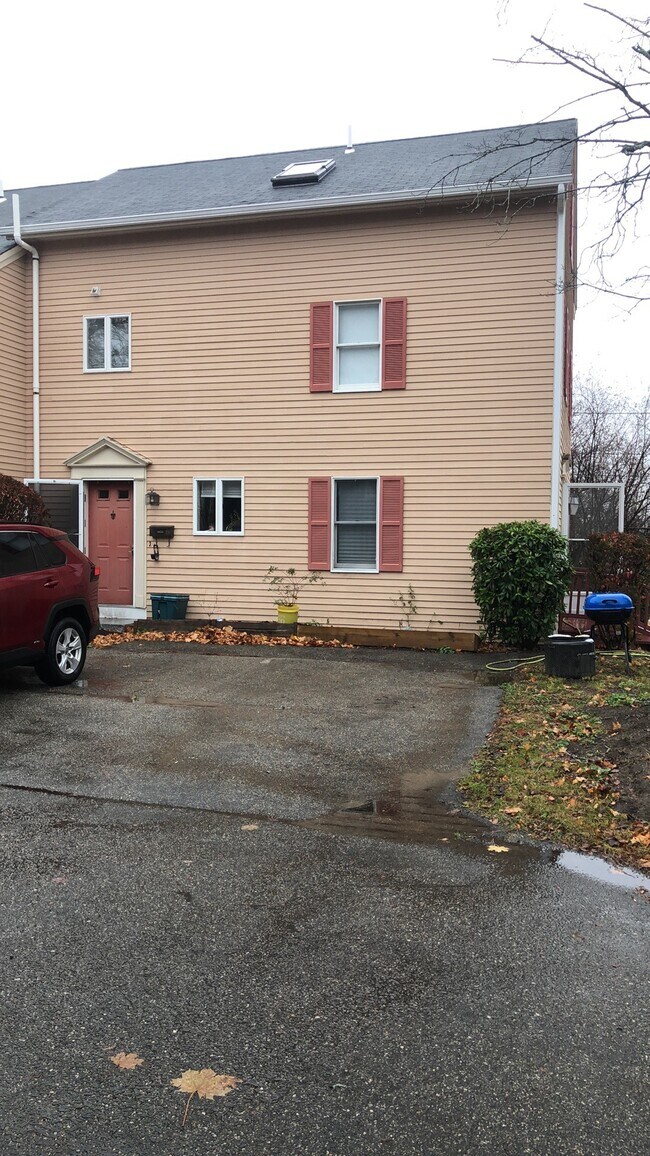 Side view of condo - 65 Atkinson St