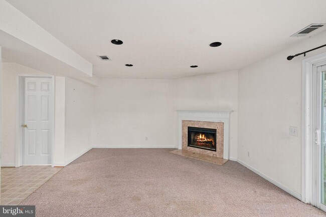 Foto del edificio - 306 Batley Ct