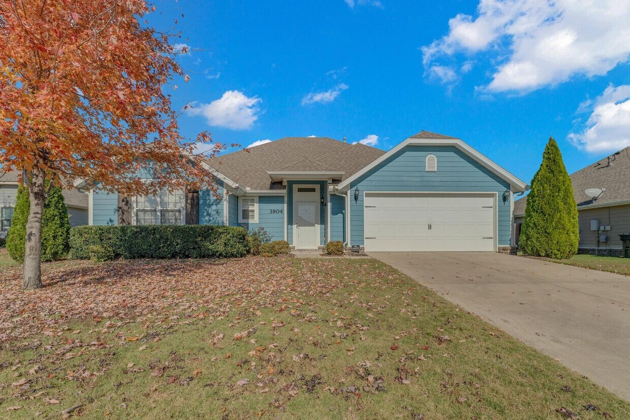 Foto principal - Beautiful 3-Bedroom Home with Open Layout ...