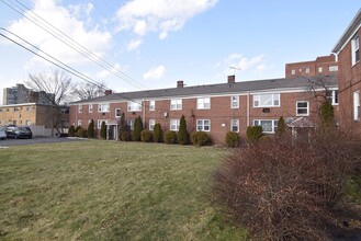 Building Photo - 1508 Luxor Rd