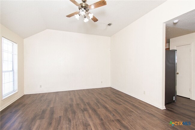 Foto del edificio - 2803 Willow Springs Rd