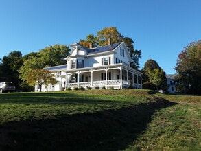 Building Photo - 36 Pleasant St