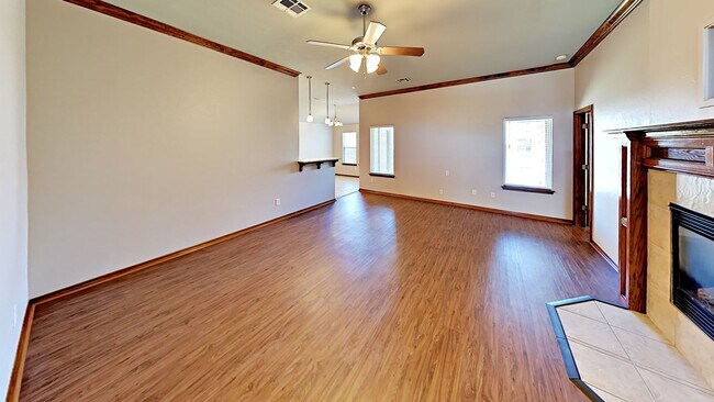 Foto del edificio - Wonderful 3 Bedroom 2 Bath Home In Norman!