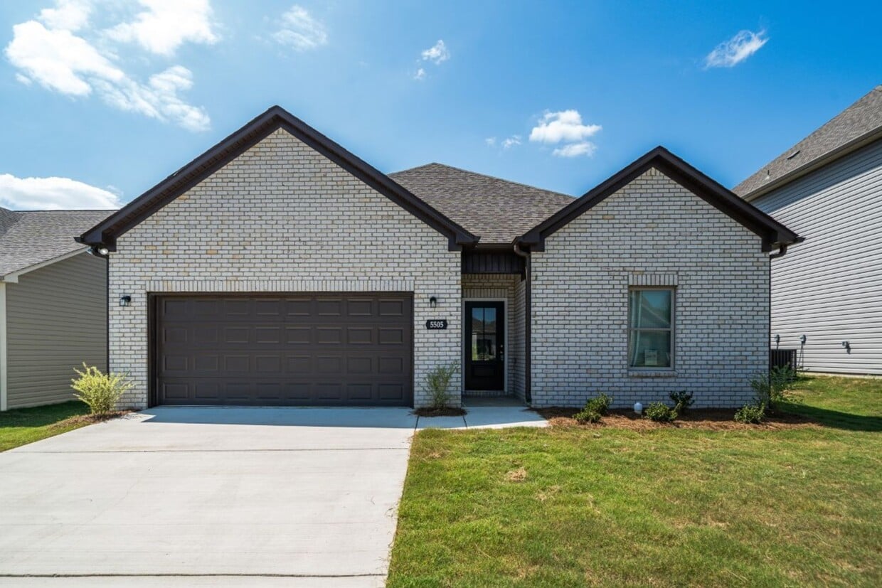 Foto principal - 5505 Blue Jay Cir