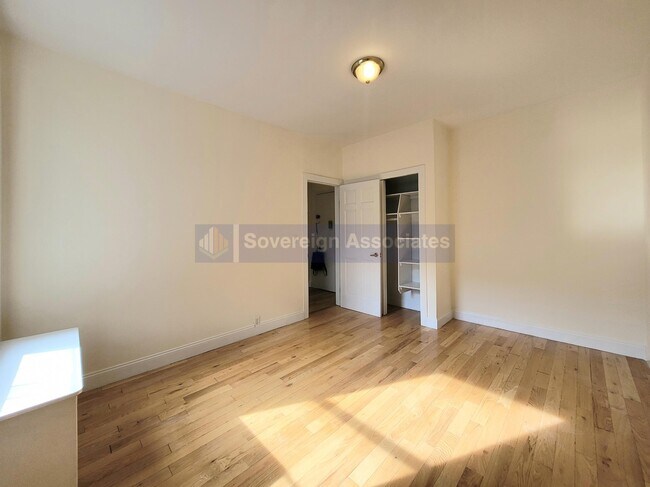 Foto del edificio - 585 W 204th St