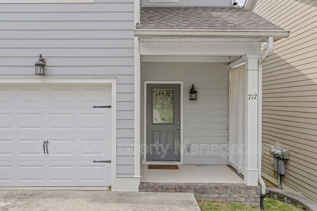 Photo - 717 Ladd Ave Townhome