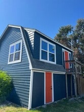 Building Photo - 1309 5th St