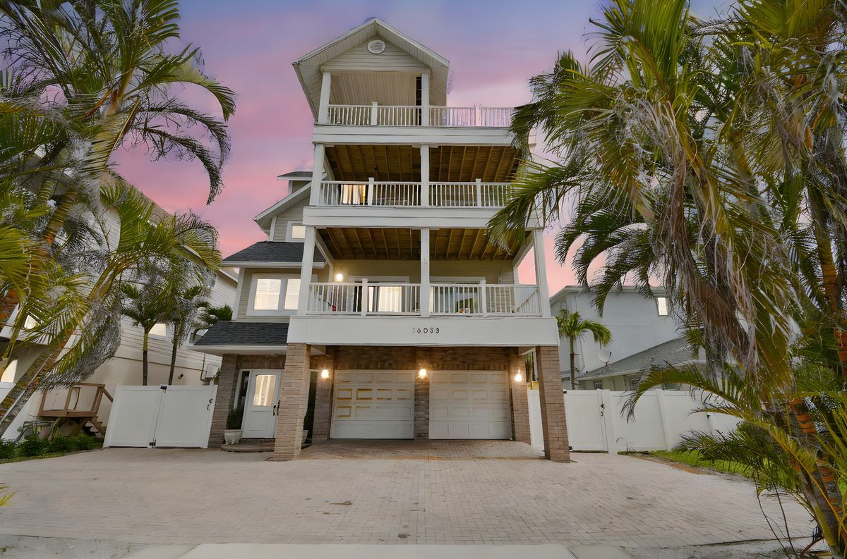 Foto principal - 16033 Gulf Blvd