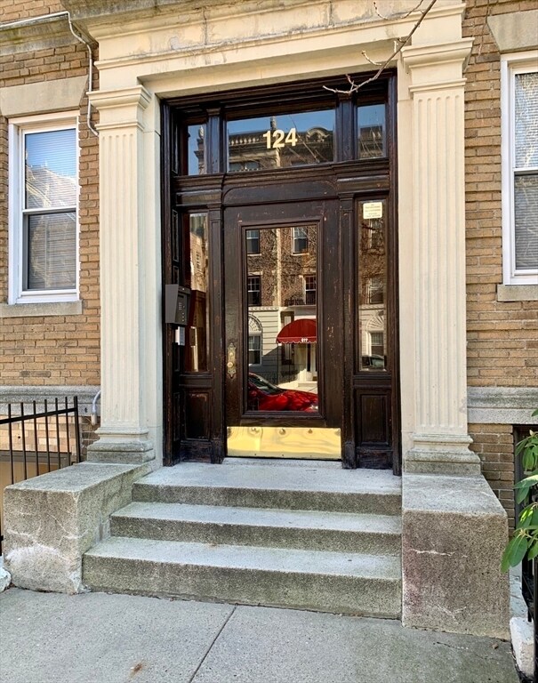 Foto del edificio - 124 Peterborough St