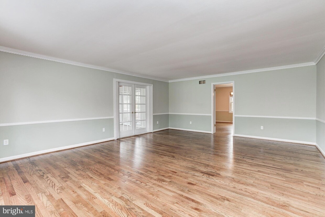 Photo - 6636 Isle of Skye Dr (Highland, MD)