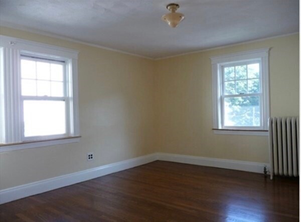 Building Photo - 65 Tyndale St