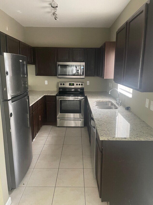 1169 Colonial Palms Way, West Palm Beach, FL 33406 Townhouse for Rent in West Palm Beach, FL