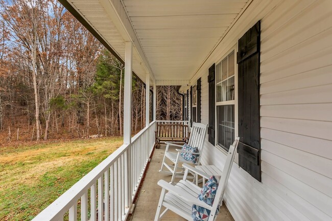 Building Photo - 2475 Rock Springs Cemetery Rd