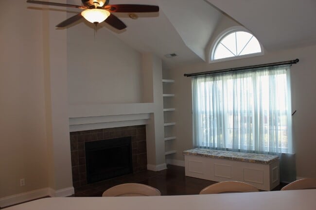 Building Photo - 4310 Kirkstone Dr