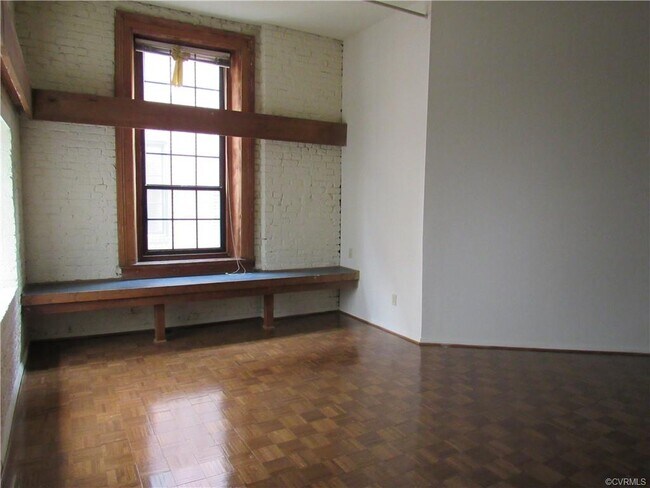 Building Photo - 104 Shockoe Slip