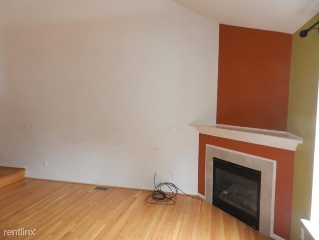 Building Photo - 8776 Ironwood Dr