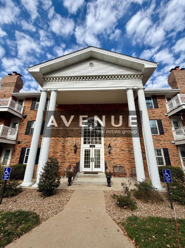 Building Photo - 312 Clayton Xing Dr