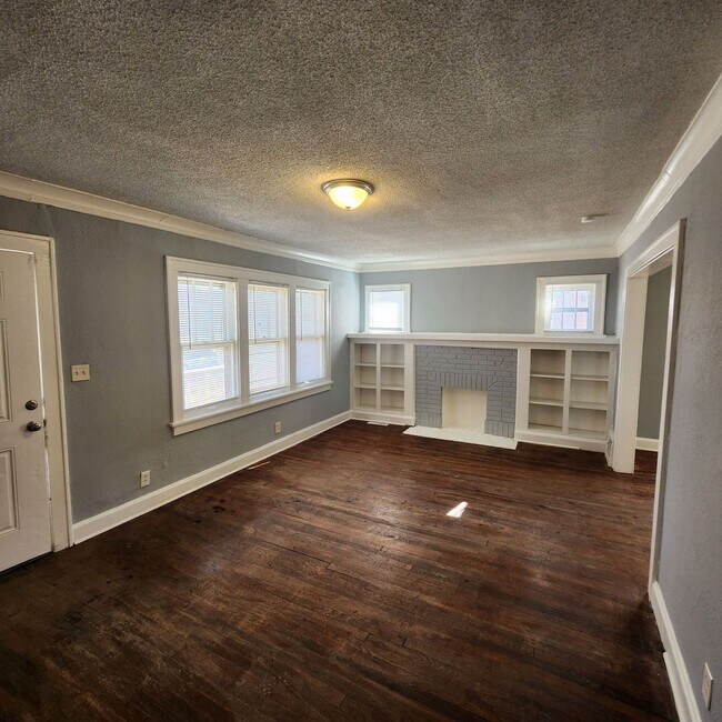 Building Photo - 3-Bedroom, 1-Bathroom home in Kansas City ...