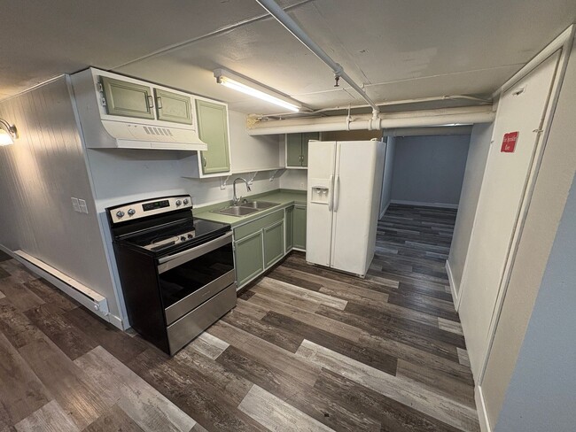Building Photo - Basement apartment for rent at The Terrace