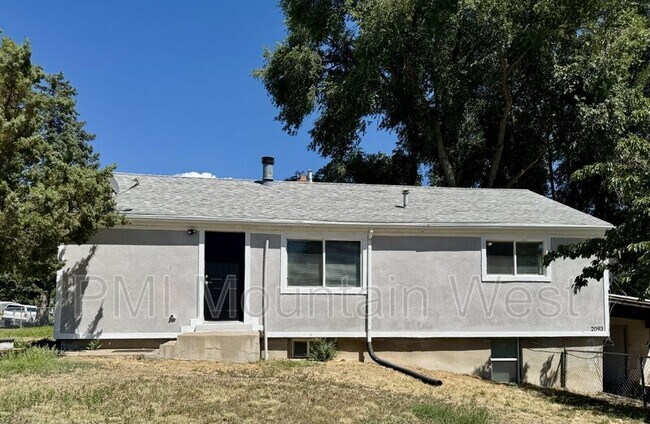 Foto del edificio - 2093 W 4400 S