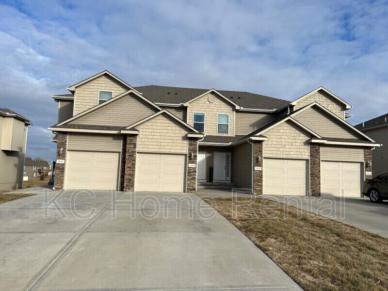10540 Kane Dr, Kansas City, KS 66109 Townhome Rentals in Kansas City