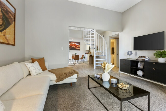 255 North - 255 North Apartments