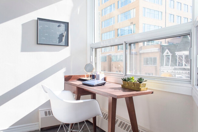 Photo du bâtiment - 2121 Saint-Mathieu