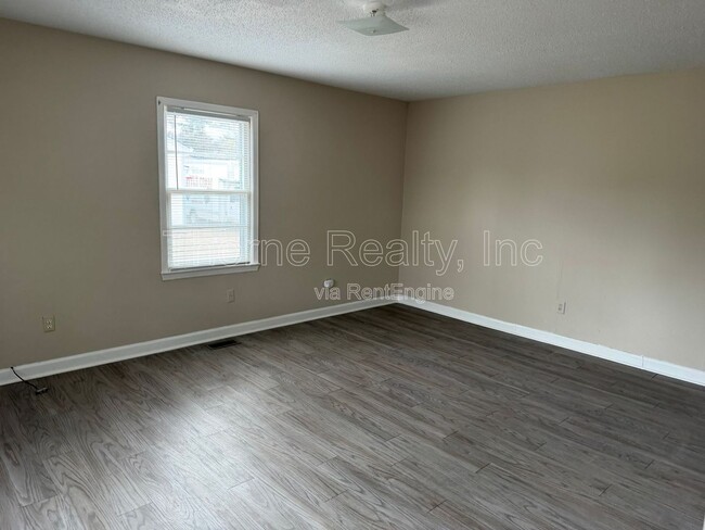 Foto del edificio - 1405 Cooper St