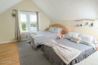 Building Photo - 49 2nd Ave