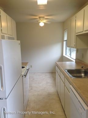 Building Photo - 905 Carro Dr