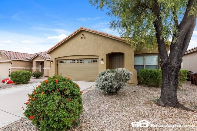 Foto del edificio - Stunning 4 bedroom home