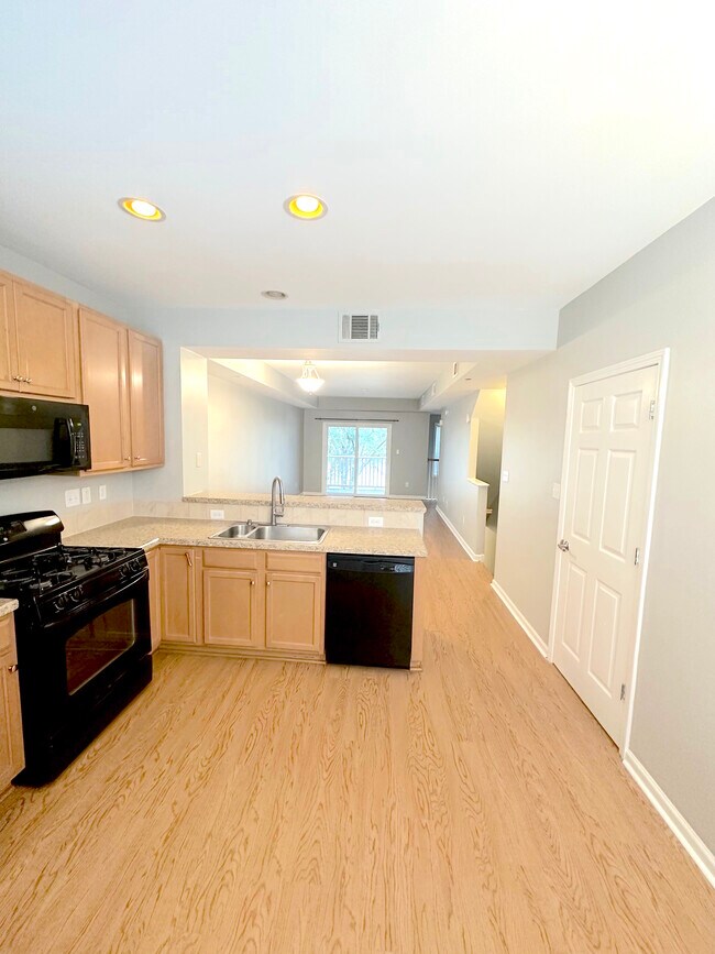 Building Photo - 4938 Siesta Oak Loop