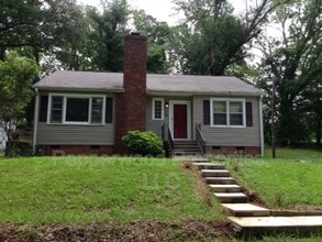 Building Photo - 111 Timothy St