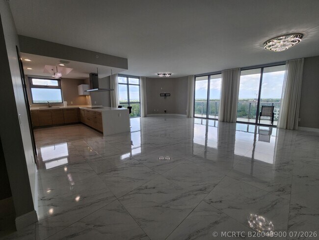 Foto del edificio - 17301 Biscayne Blvd
