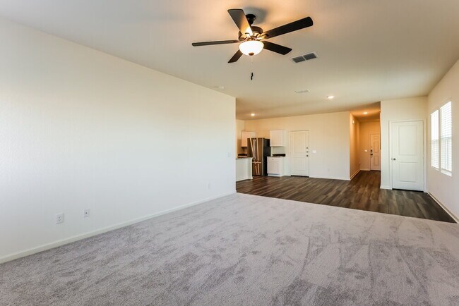 Building Photo - 5717 Texas Palm Dr