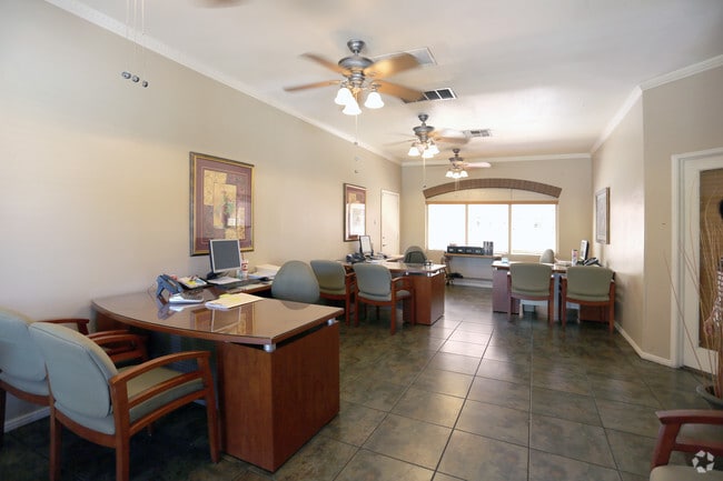 Leasing Office - Resort on 27th