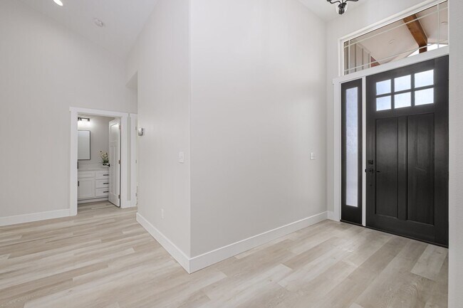 Building Photo - Beautiful New Home for Rent in Quincy